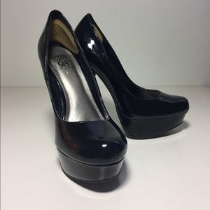 Speed Limit 98 Black patent platform heels